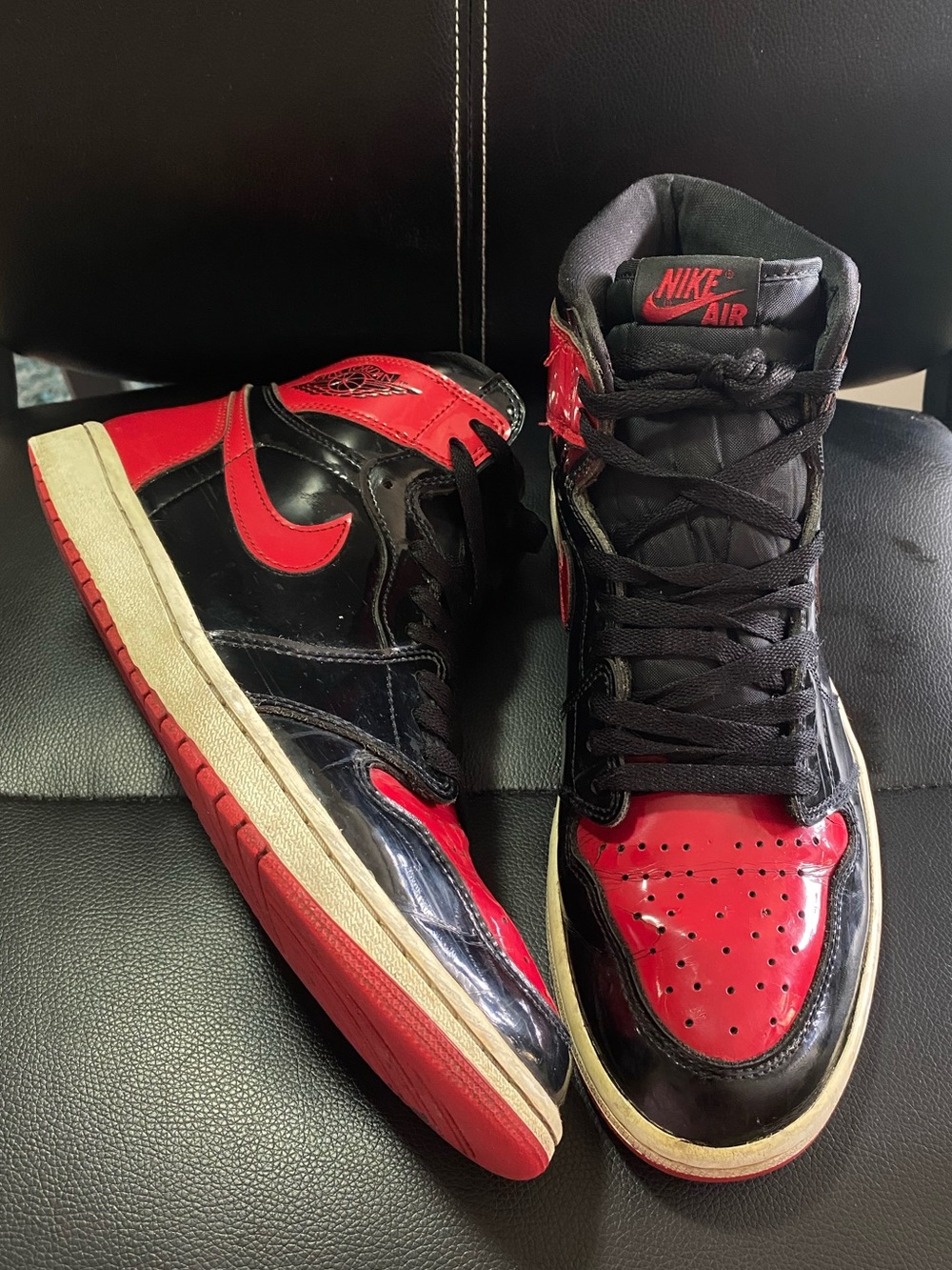 Air Jordan 1 Retro High-Top Sneakers in Black & Red Size 10.5